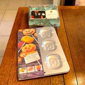 Cookie Pan and Cookie Cutters Halloween